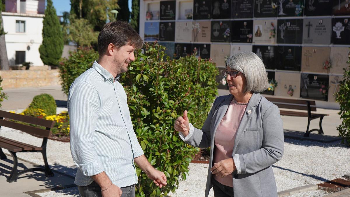 Ontinyent prepara el cementerio municipal para la festividad de Todos los Santos