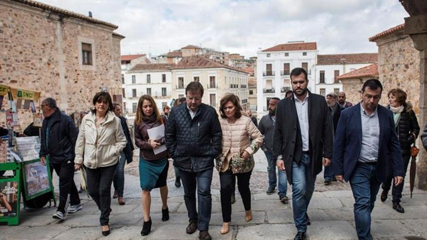 Carmen Calvo: «PP y Cs han comprado el radicalismo»