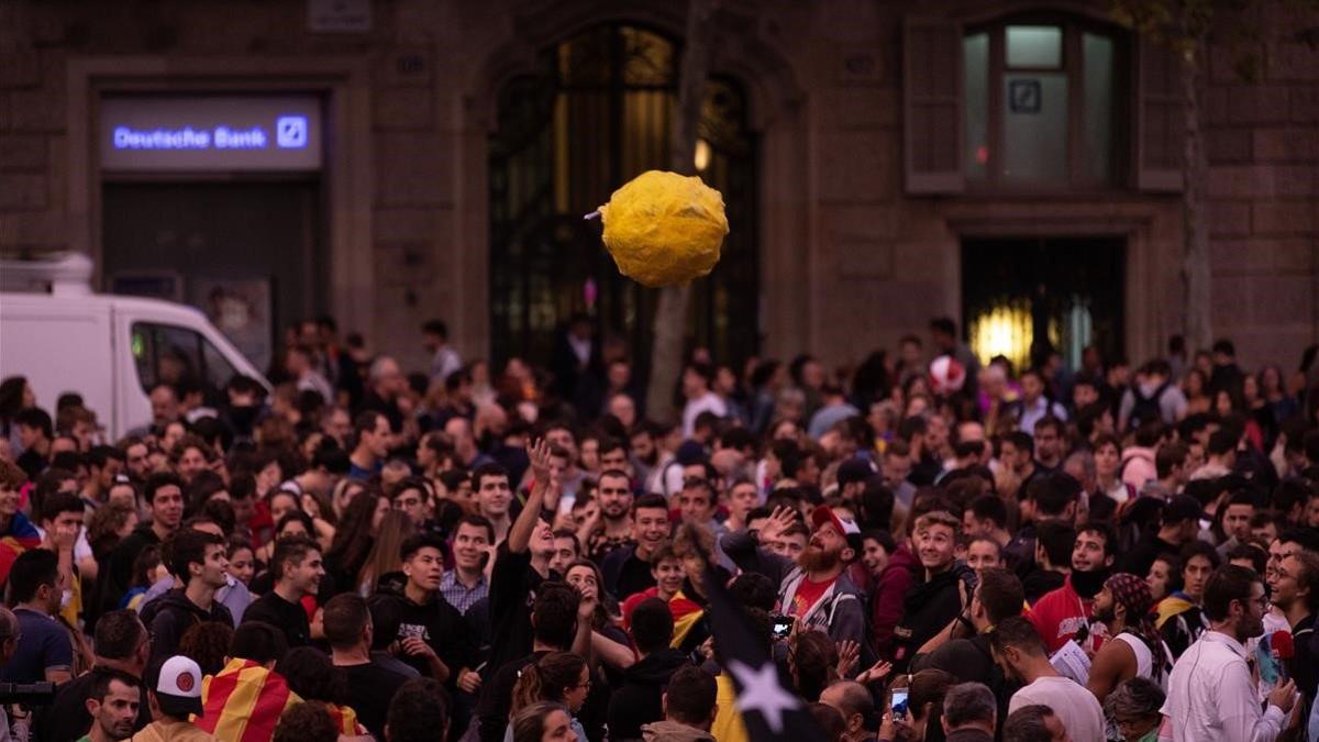 Manifestación contra la sentencia en los Jardinets de Gràcia de Barcelona, el 17 de octubre del 2019