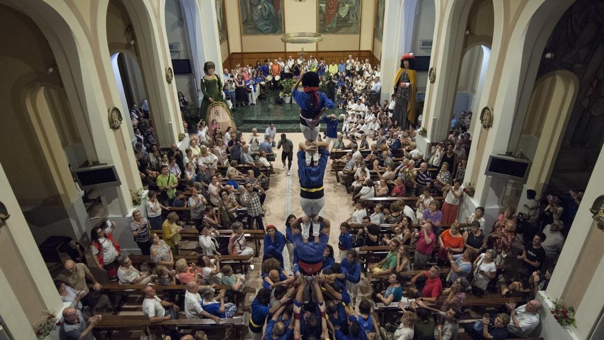 Actos de la festividad en la iglesia de Santa Magdalena de Esplugues