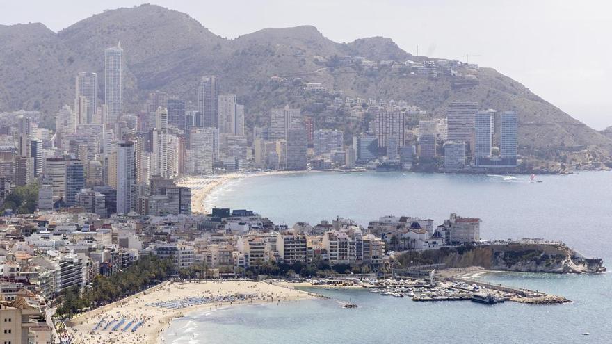 Benidorm impulsa la calidad hotelera con nuevos incentivos para renovar y subir de categoría en una ciudad que cuenta con 113 establecimientos