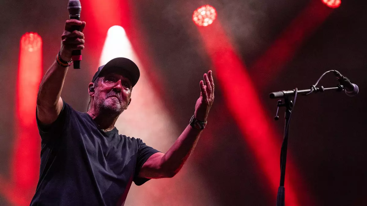 Lax'n'Busto contagia rock'n'roll e ilusión de reencuentro en Les Nits de Barcelona