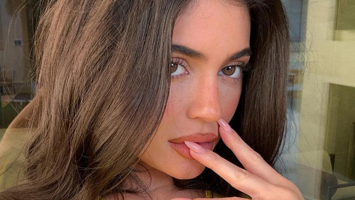 Kylie Jenner y los conflictos con la cirugía estética: arrepentida con su aumento de pecho