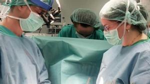 Trasplanten amb èxit a un menor després de passar dos mesos connectat a un cor artificial a l’uci