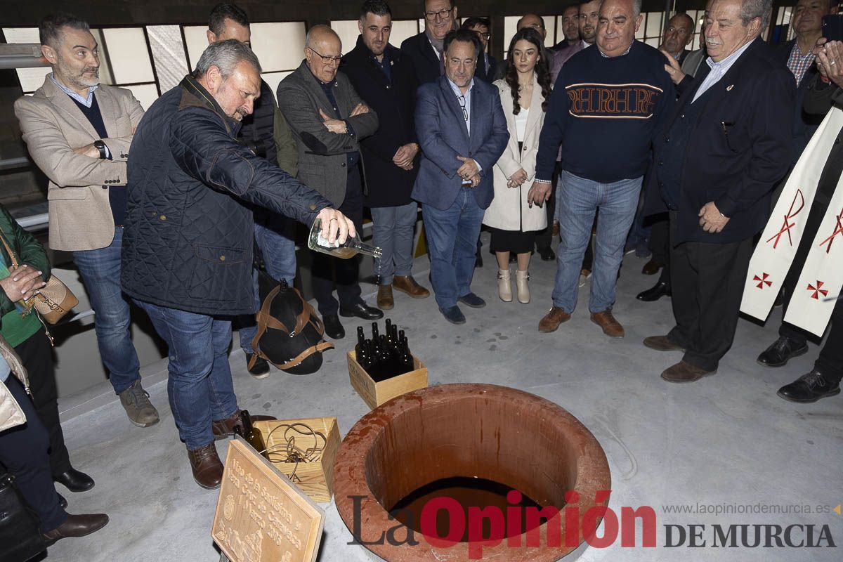 Todo preparado para la nueva añada del vino de la Cruz de Caravaca