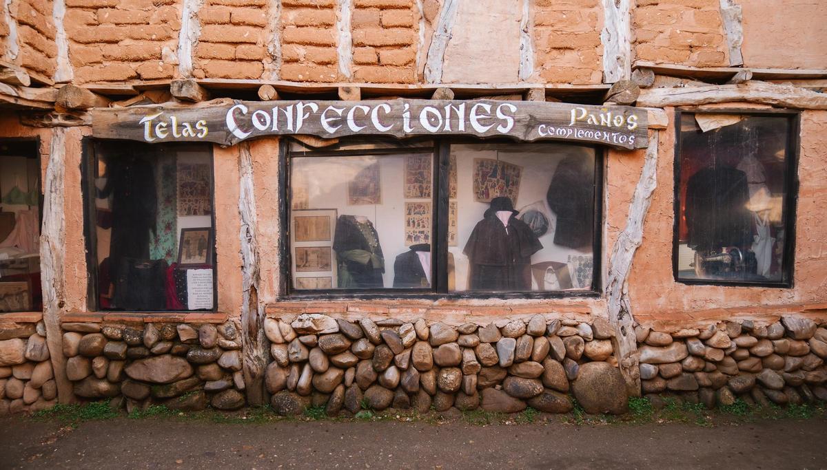 El pueblo que construyó un hombre solo