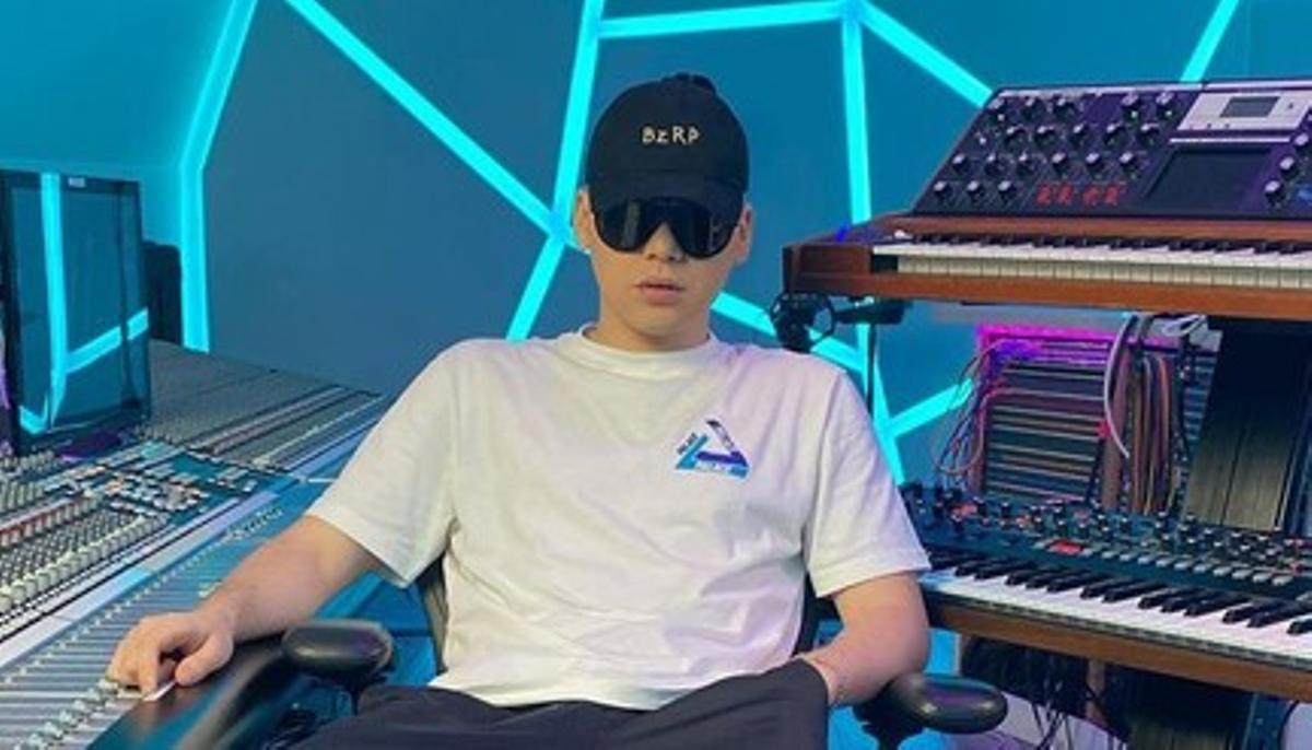 Bizarrap en su estudio