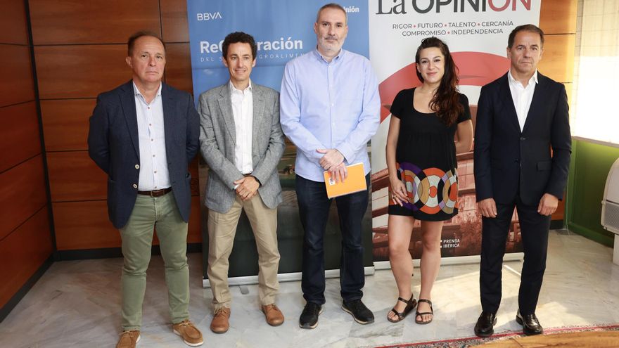Vídeoresumen 1 de la mesa de expertos &#039;ReGeneración del sector agroalimentario: emprender en el medio rural&#039;