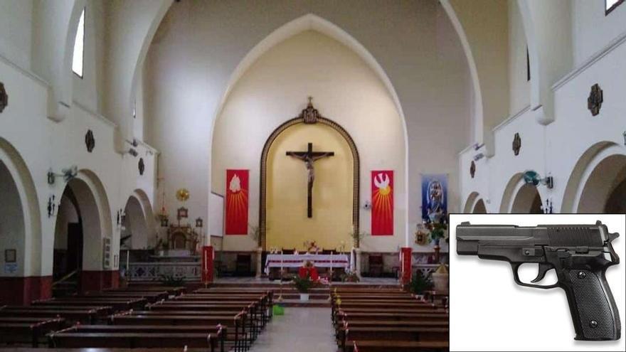 Los atracadores de una iglesia en Madrid robaron antes a una mujer a punta de pistola fingiendo ser policías: "Este dinero es de la droga, nos lo llevamos"