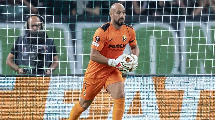 Europa League: Panathinaikos-Villarreal | Pepe Reina ya es el español con más partidos europeos