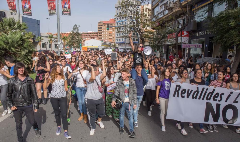 Los estudiantes van a la huelga