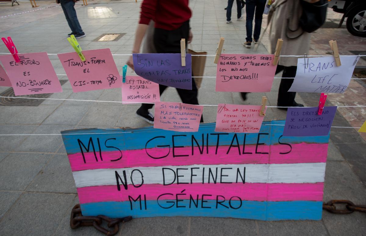 La ley trans valenciana permite el cambio de nombre de mil personas en  cinco años