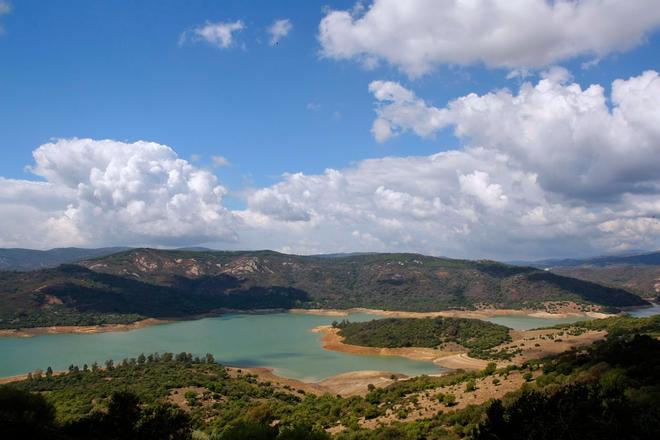 Embalse de Guadarranque, Parque natural de los Alcornocales, Castellar de la Frontera