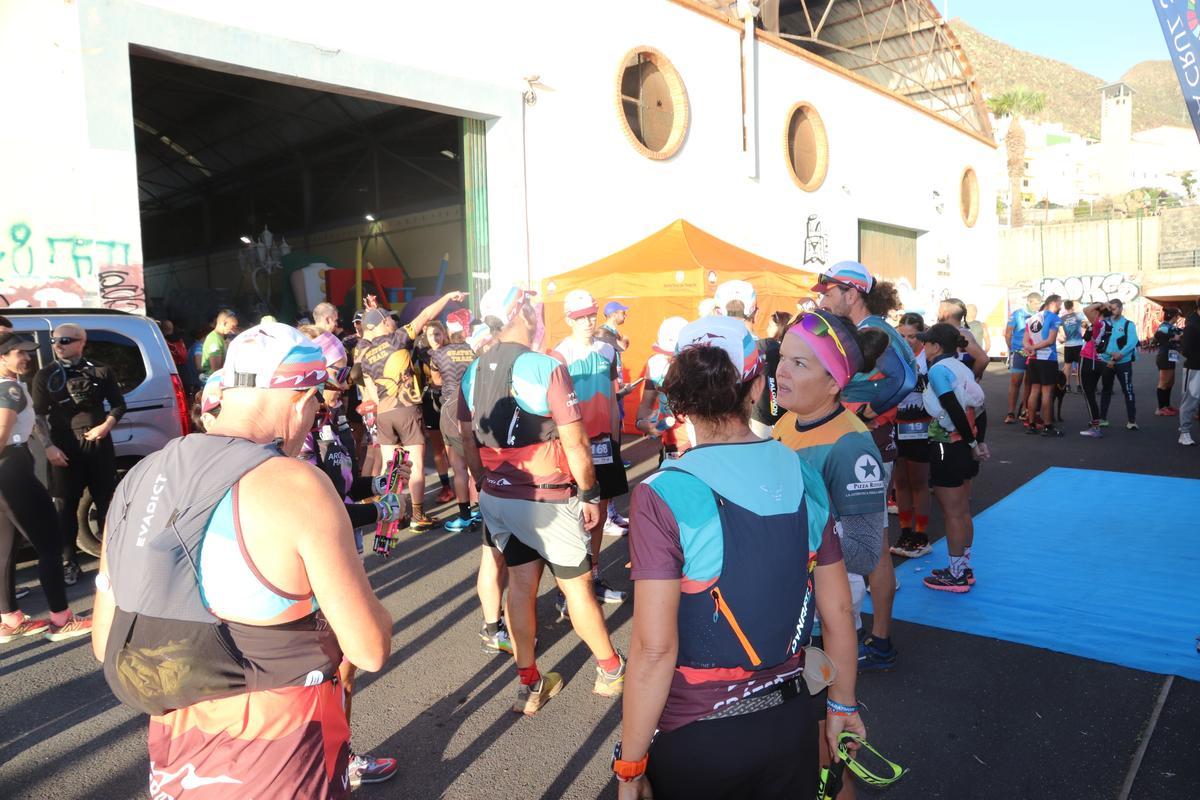 La Anaga Trail llena de juguetes a los niños