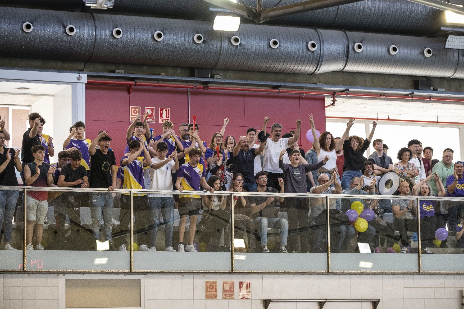 Imatges del partit de waterpolo CN Manresa-CWP Sant Adrià