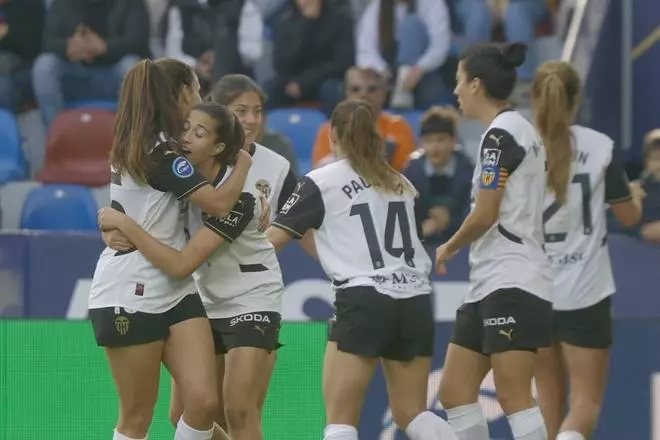 Las mejores fotos del Levante - Valencia de LaLiga F