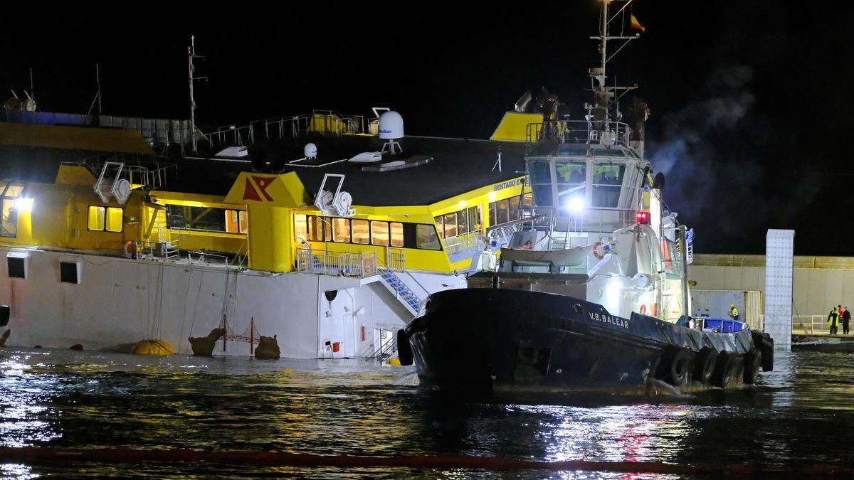 El Fred. Olsen llega a puerto