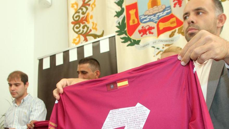 El Cartagena lanza una camiseta solidaria para conmemorar Carthagineses y Romanos