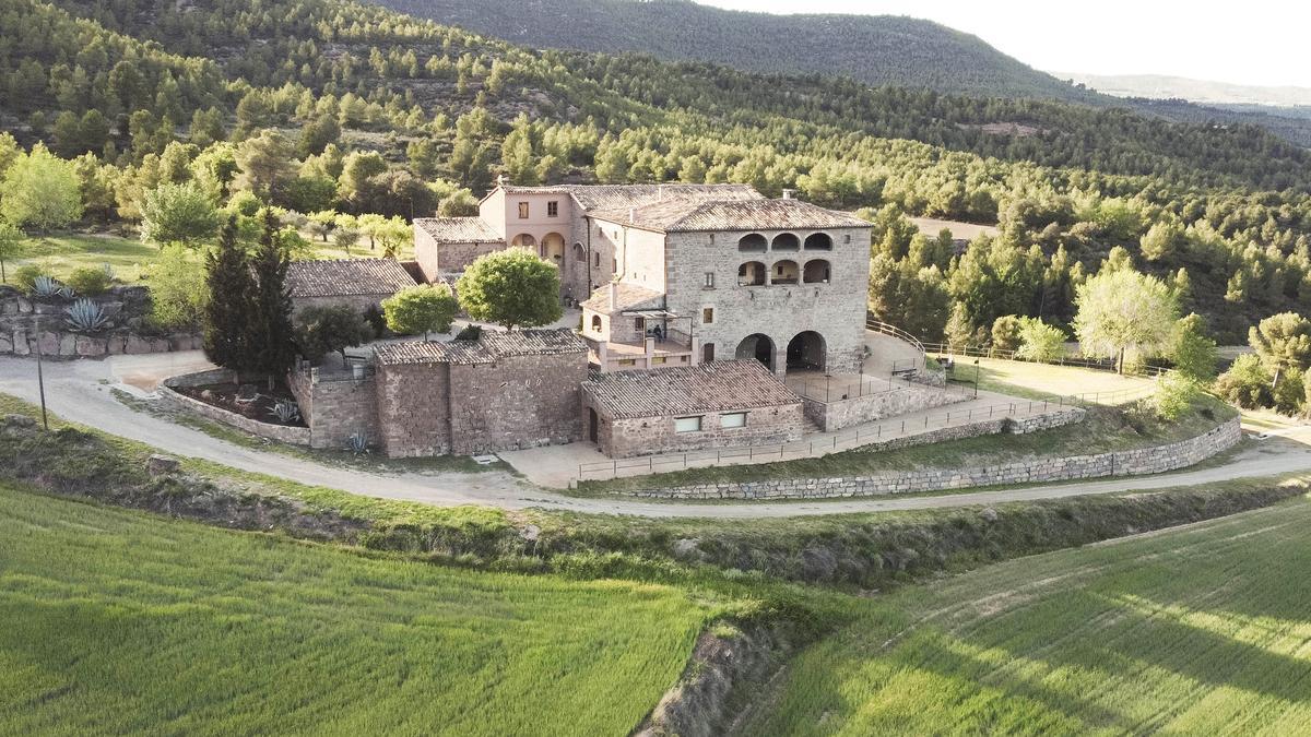 La masia Parcerisas, al municipi de Rajadell