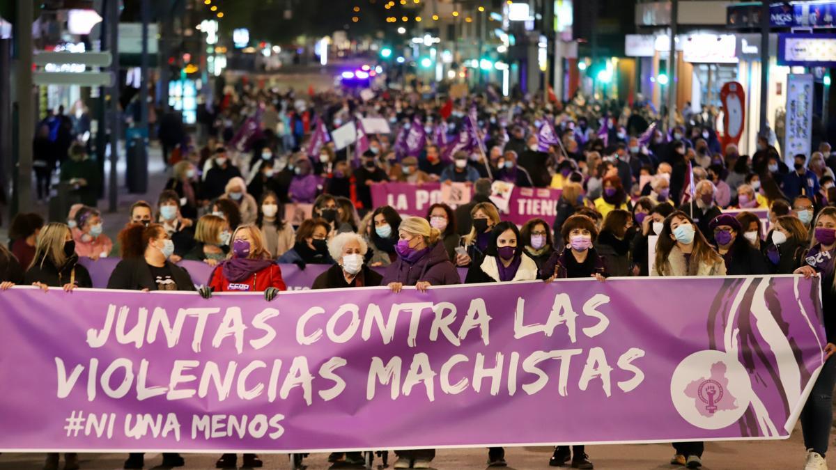25N Murcia: tres marchas y una protesta ante el Palacio de San Esteban