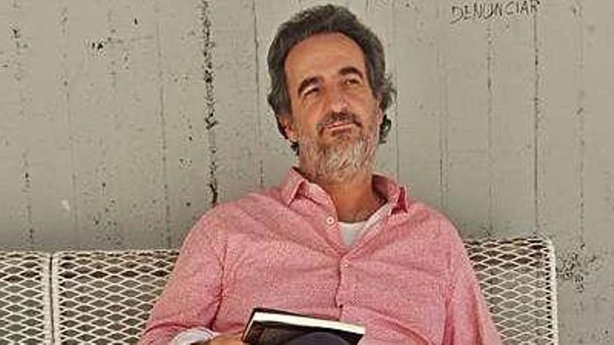 Jaume Piquet amb el seu nou llibre