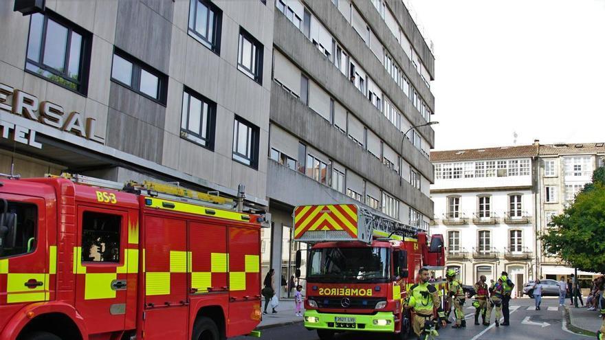 La intoxicación de dos personas en una vivienda de Santiago moviliza a los servicios de emergencia