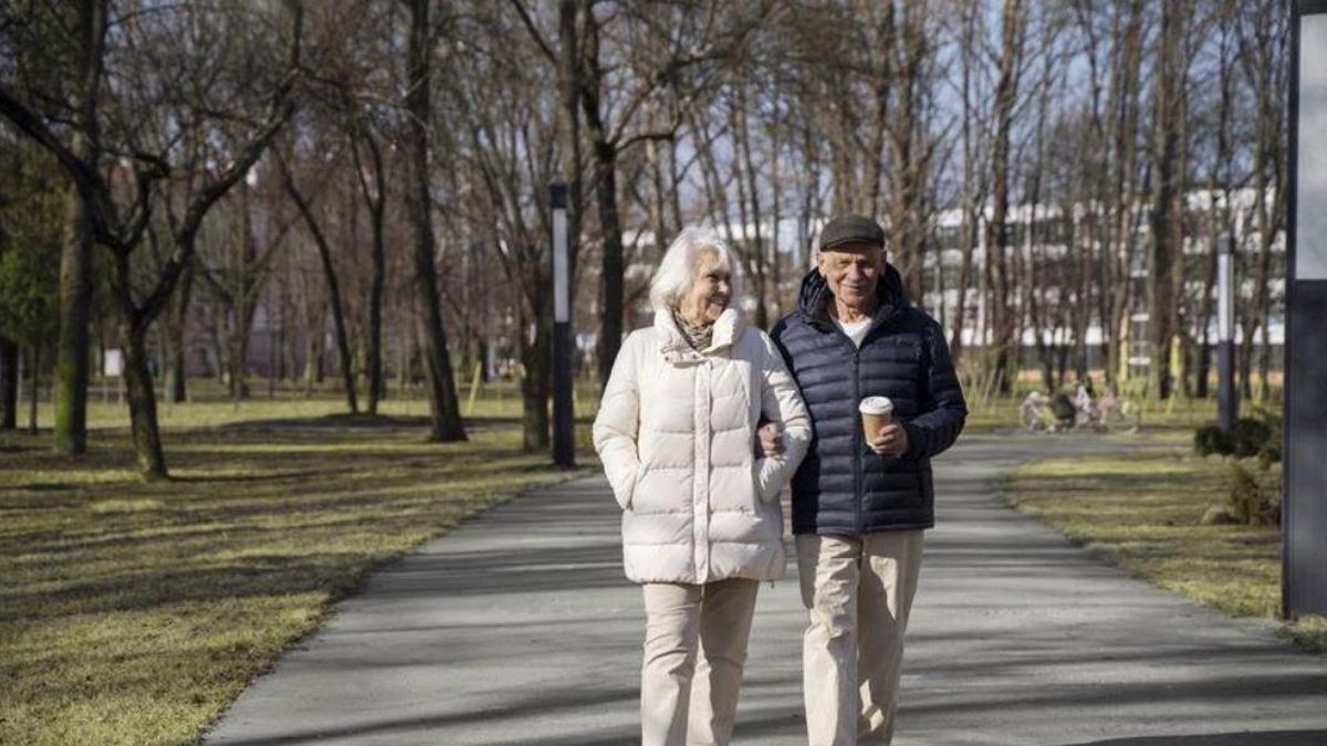 Hacienda beneficiará con 1.150 euros a las personas que vivan con personas mayores de 65 años