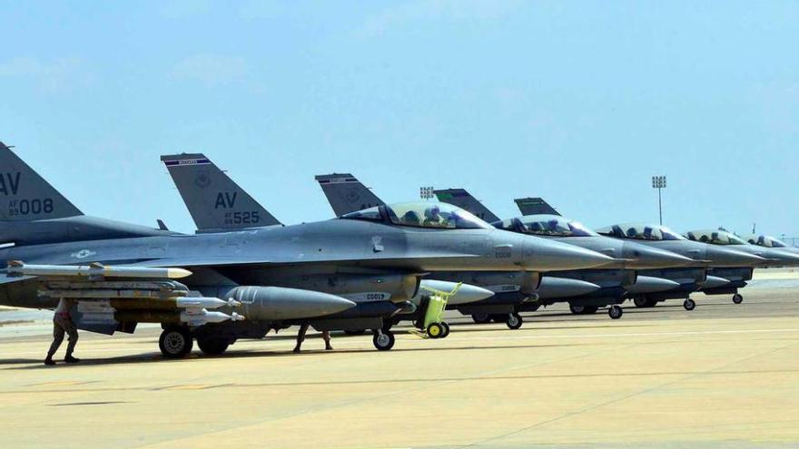 Cazas norteamericanos F-16 enviados a Turquía.
