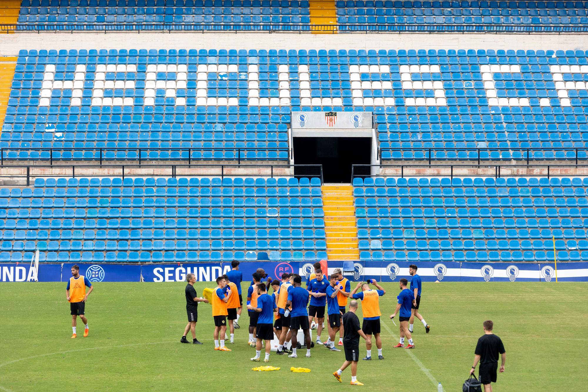 El Hércules entrena en el Rico Pérez