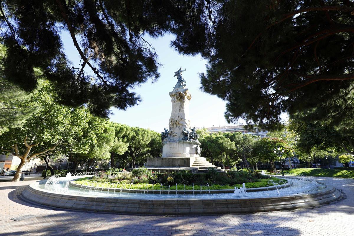 Los hechos tuvieron lugar en las inmediaciones de la plaza de Los Sitios, este pasado sábado por la noche.