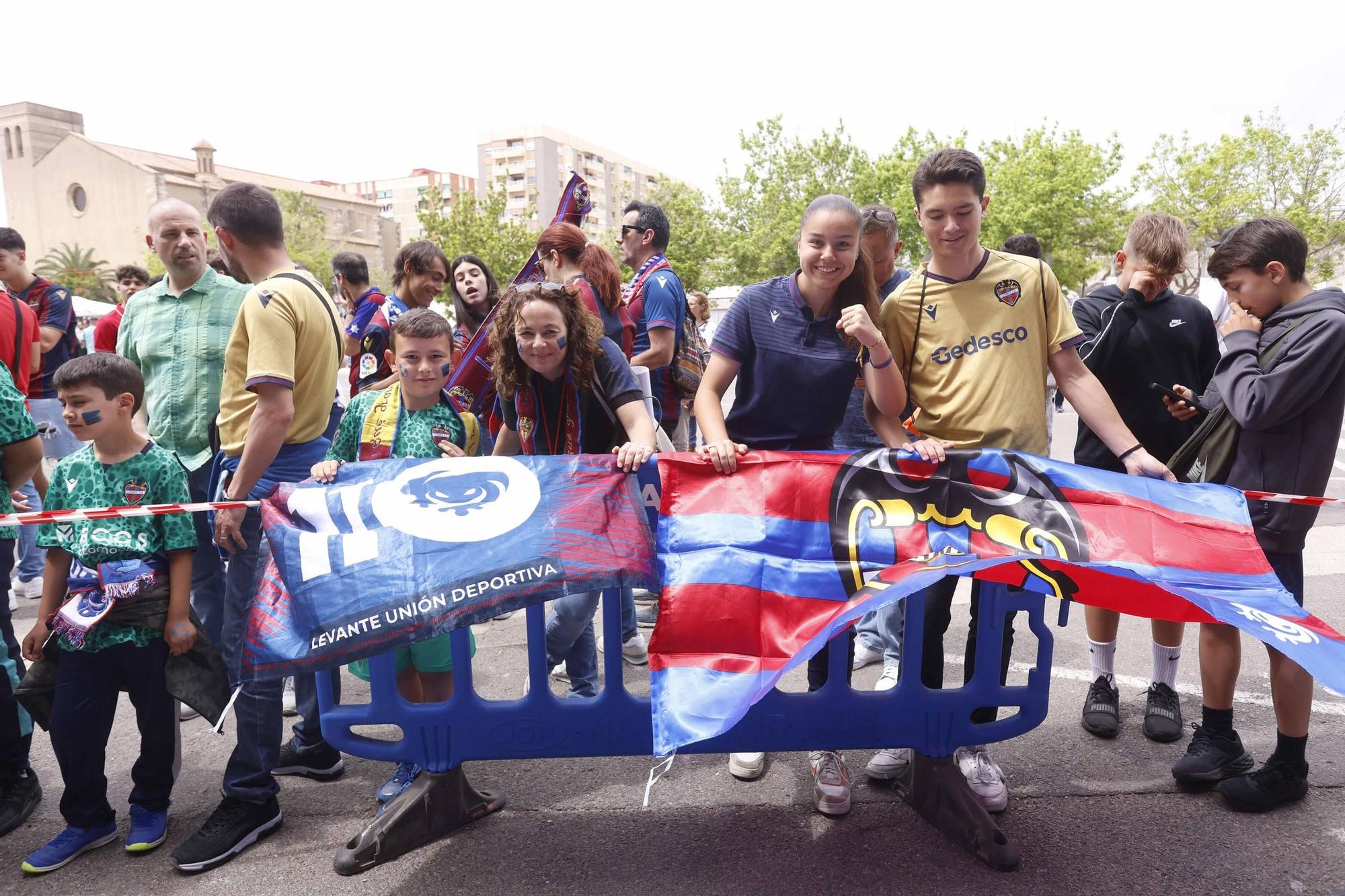 Búscate en el recibimiento al Levante UD antes de enfrentarse al Alavés