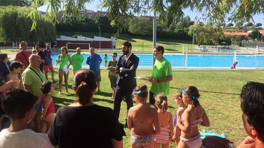 Sin miedo al agua, con el club natación Plasencia