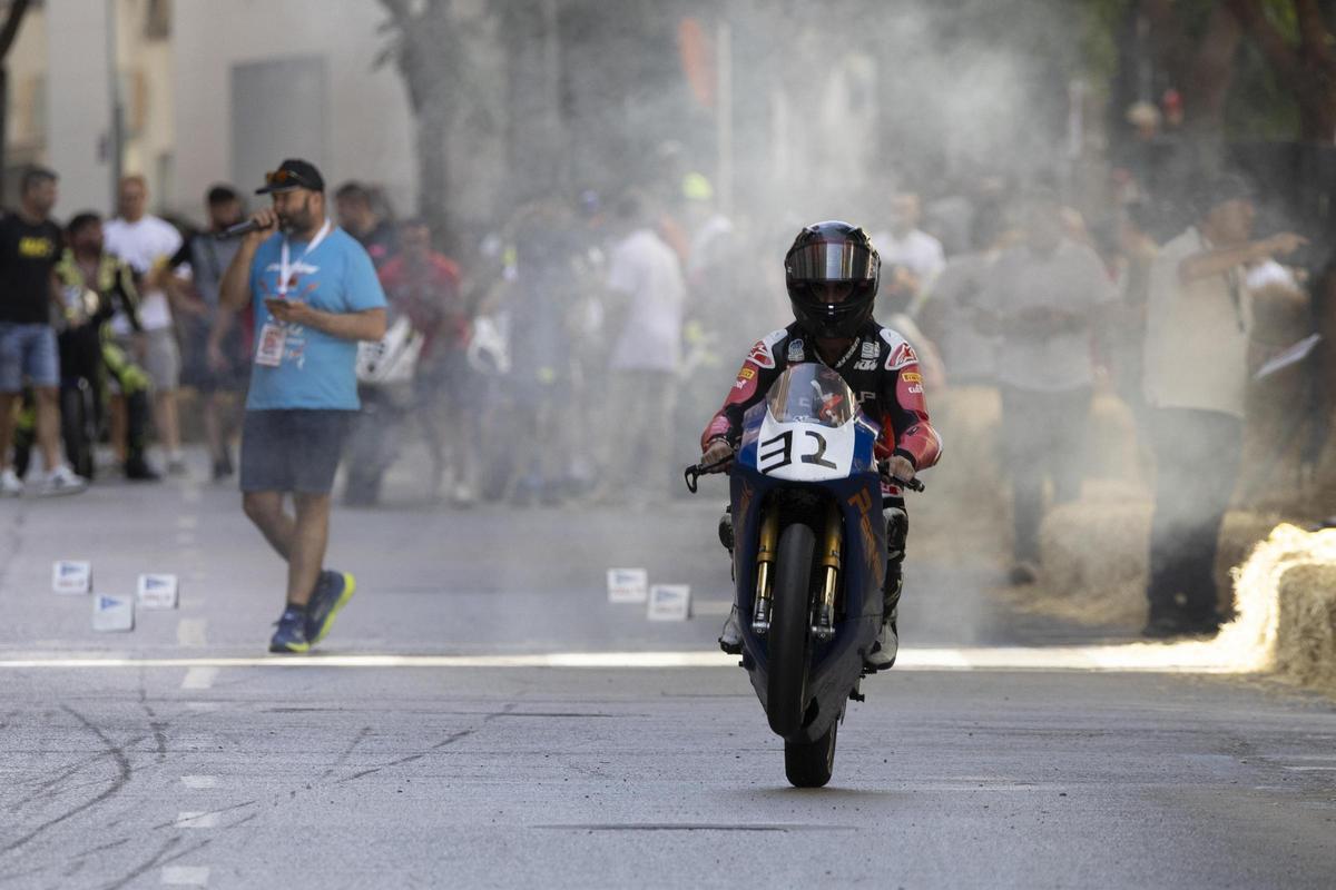 Todas las imágenes de la 73ª edición de la carrera urbana de motos de Xàtiva