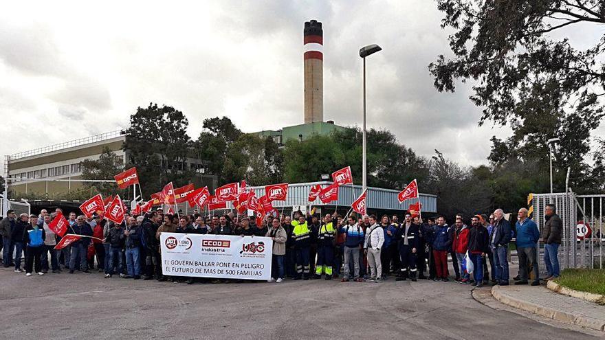 La pretensión del Govern de cerrar Es Murterar ha sido contestada por sus trabajadores.