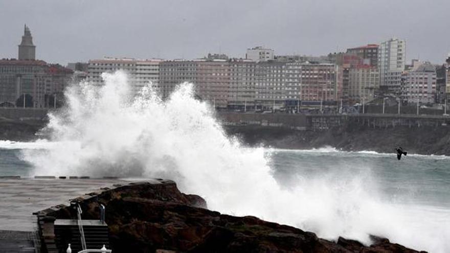 Galicia, en alerta naranja por fenómenos costeros