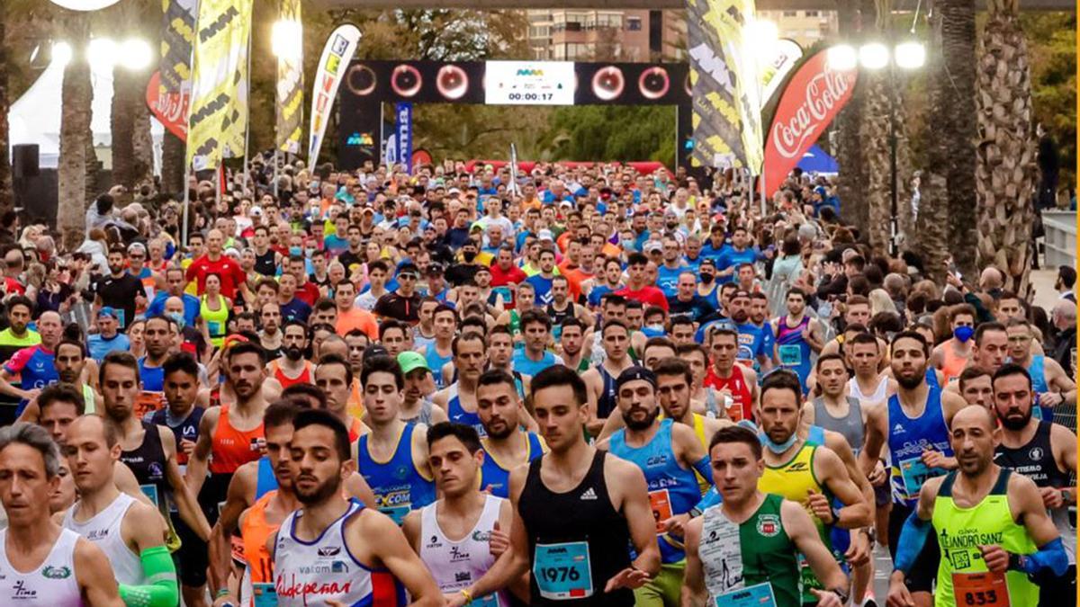 A poco más de dos meses para la celebración de la cita para runners, la organización ya tiene en su registro la cifra de de 3.000 participantes con inscripción cursada para la edición de la Benidorm Half de 2023.