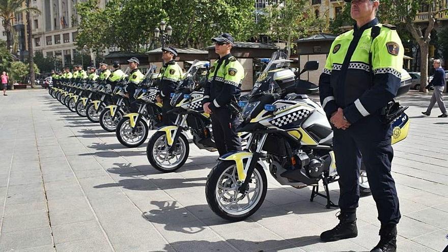 La Policía Local de València dispone en la actualidad de unos 1.500 agentes.