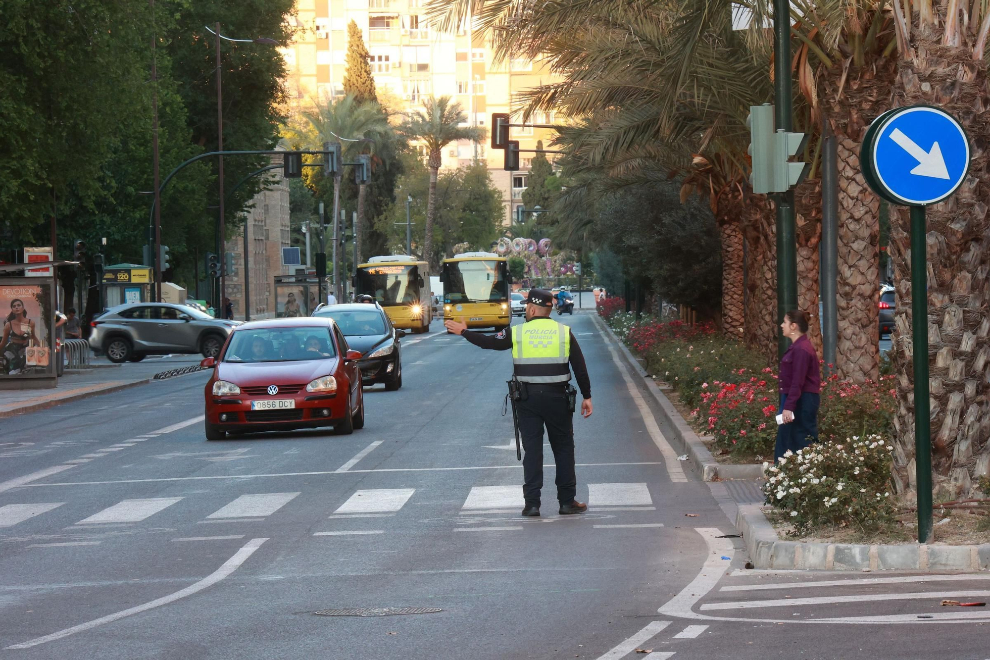 El caos que dejó el apagón eléctrico este lunes por las calles de Murcia, en imágenes