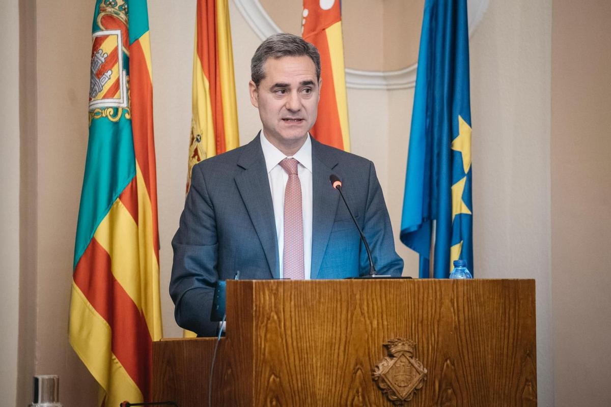 El concejal de Vox, Antonio Ortolá, durante una de sus intervenciones en el pleno.