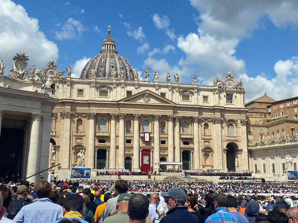 Imagen del pontificado del papa León XIV