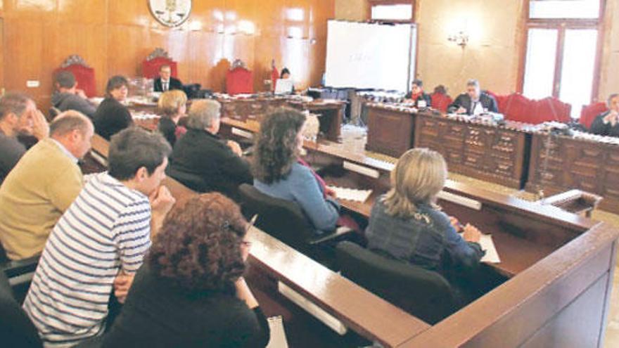 El tribunal popular, durante el juicio celebrado el mes pasado contra el acusado de asesinar a una mujer en el Port d´Andratx.