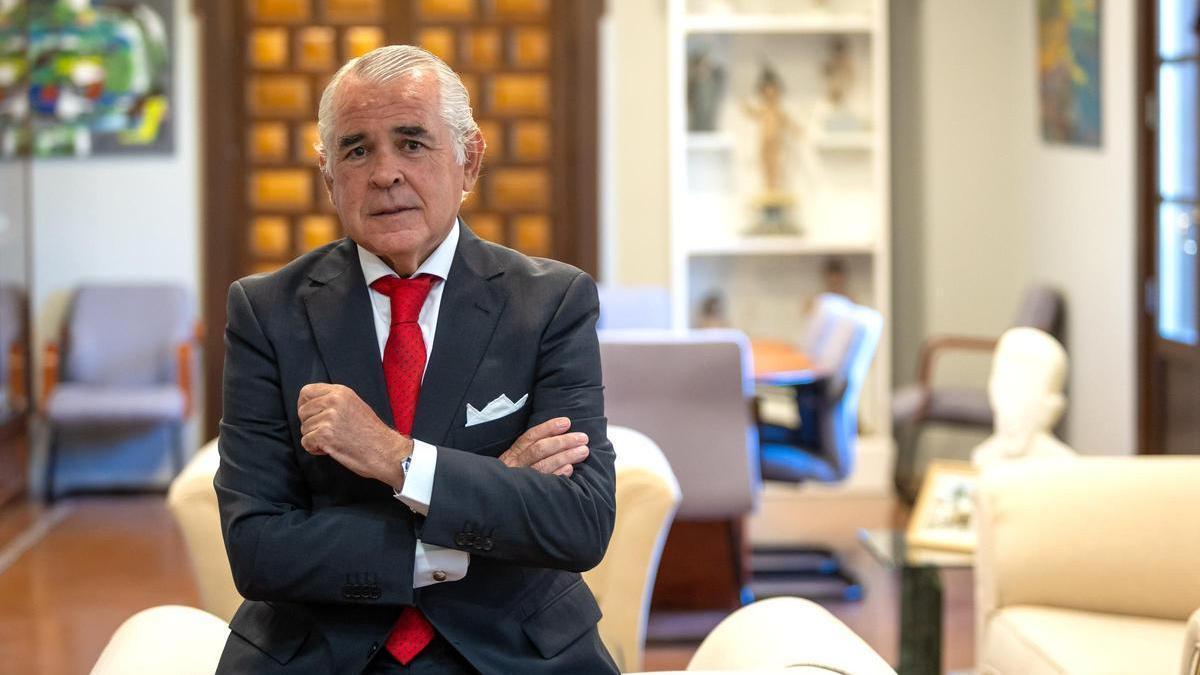Pedro J. Navarro, presidente del Colegio de Médicos de Málaga
