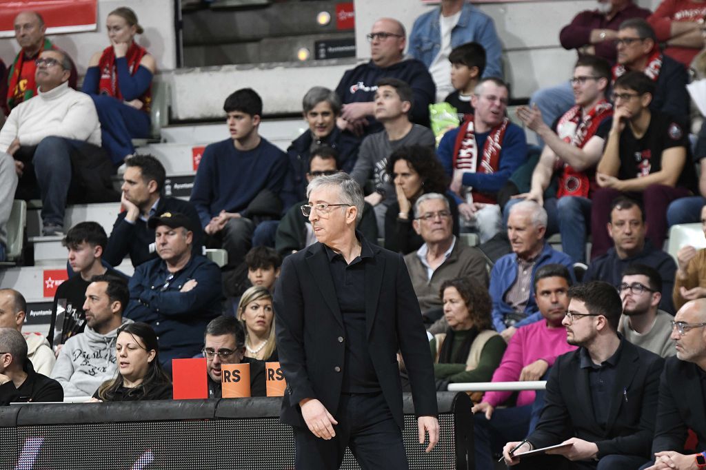 Todas las imágenes del partido del UCAM Murcia contra el Bàsquet Girona