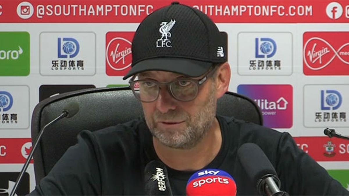 Klopp bromea sobre la cantada de Adrián: Ha imitado las de Alisson