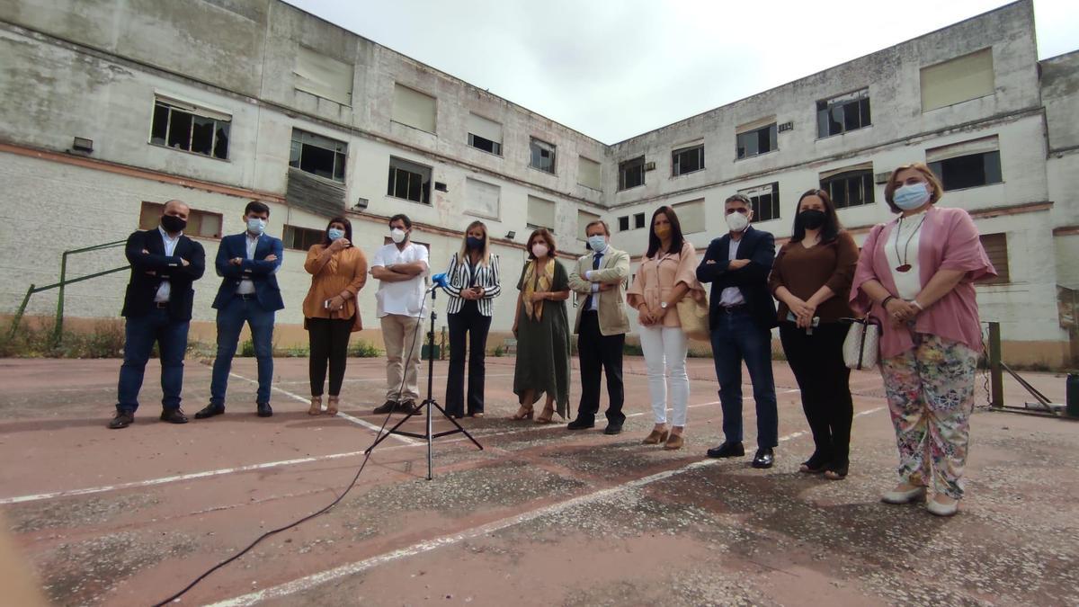 Anuncio de la construcción de un nuevo centro de salud en Bujalance, en una imagen de archivo.