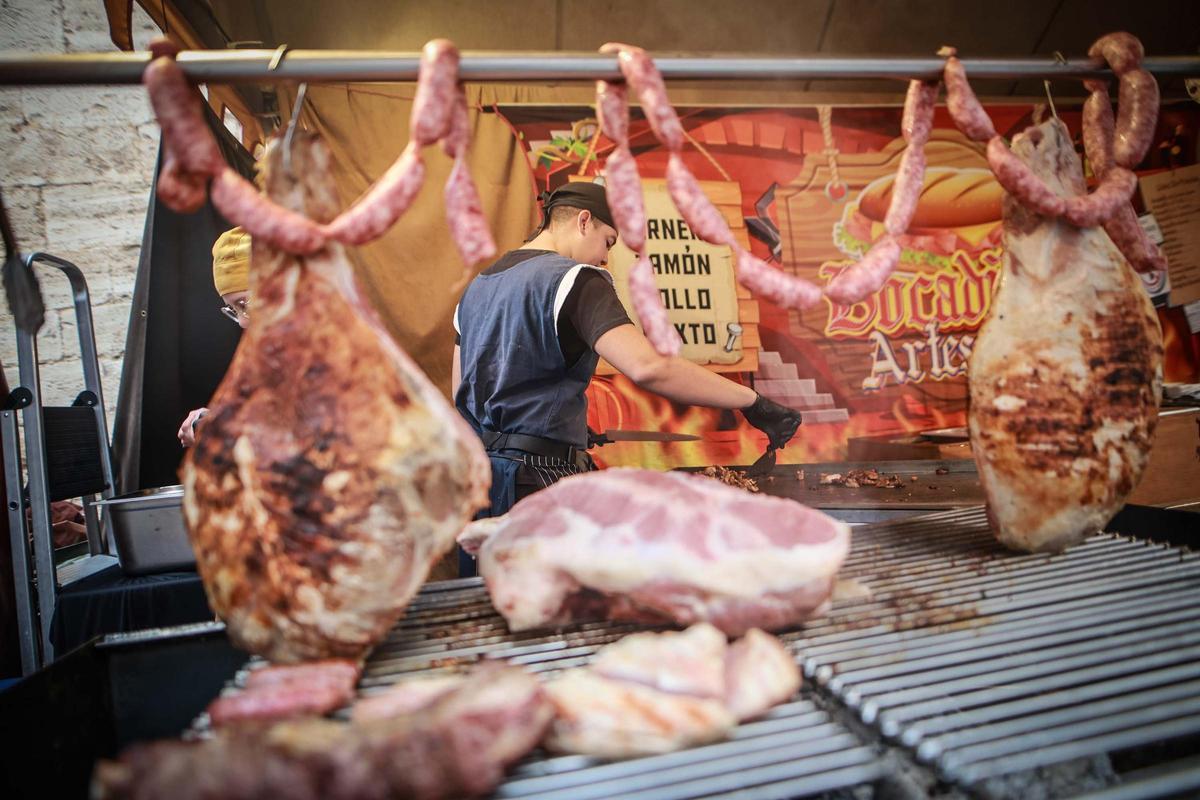 Estas son las mejores imágenes del arranque del Mercado Medieval de Orihuela 2026