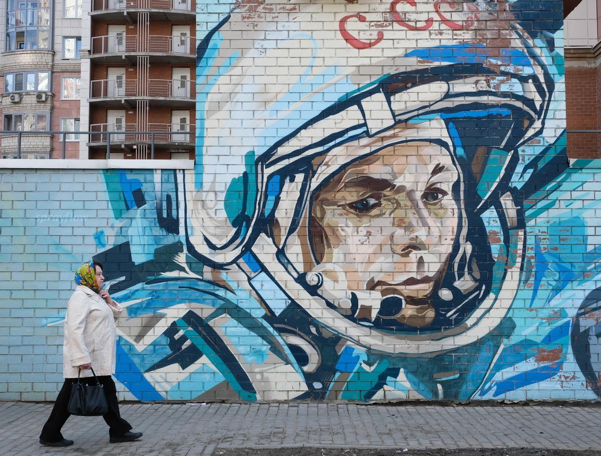 Gagarin, un aniversari de poca volada