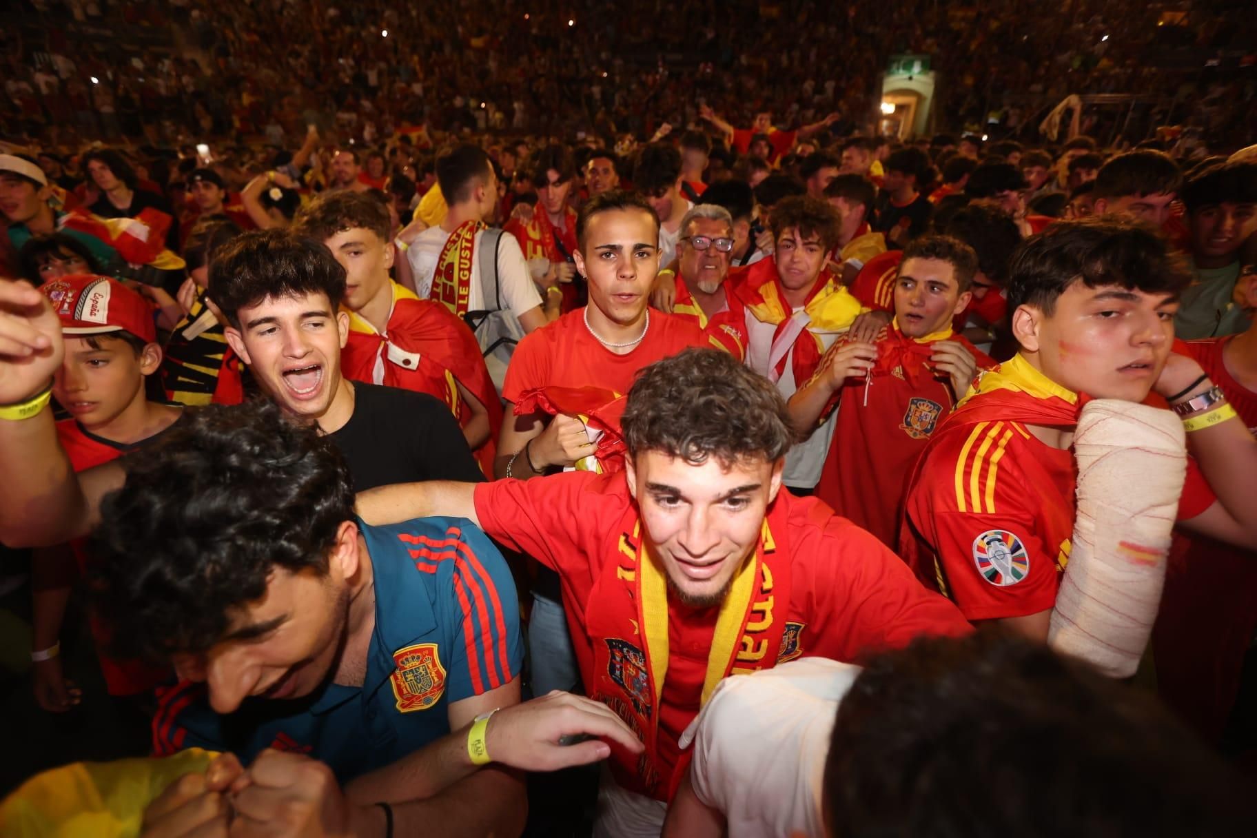 España gana la Eurocopa: Los alicantinos celebran la final de la Eurocopa