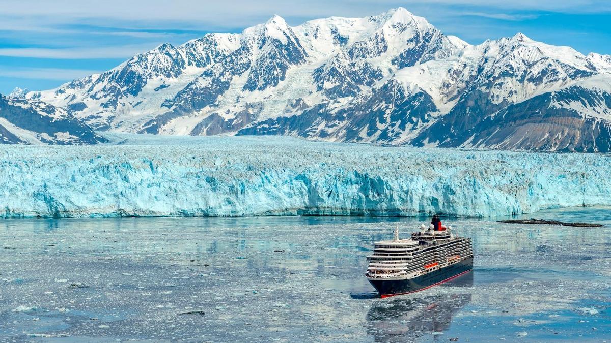 El crucero Queen Elizabeth vuelve a fijarse en Vigo