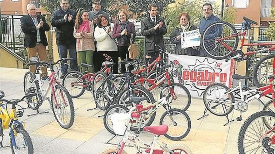 Egabro entrega las primeras “bicis solidarias”